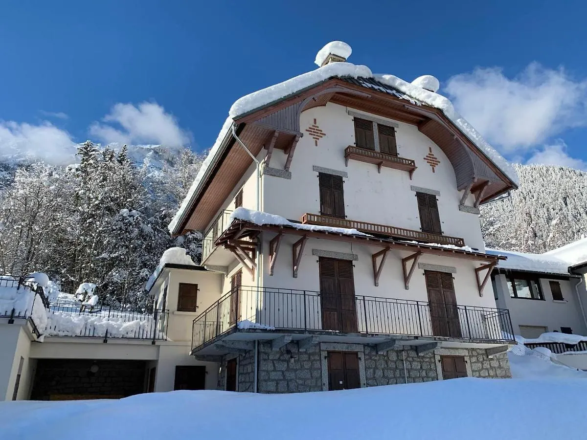 Charmant T3 Renove Avec Jardin, Parking & Wifi A Chamonix - Fr-1-343-206 0*,  Fransa